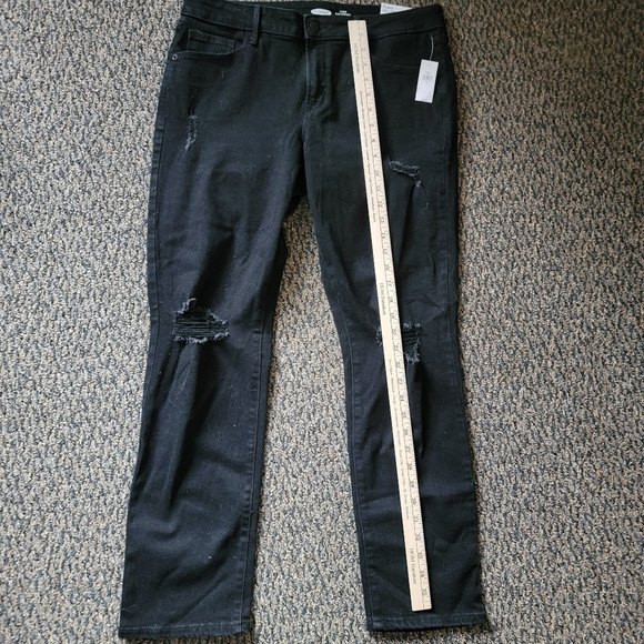 NWT Old Navy Power Slim Straight Distressed Black Jeans Size 12 - Picture 12 of 13